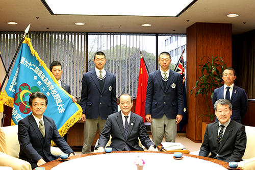 愛知県議会を訪問.jpg