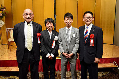 清田壮行会４人_0503-a.jpg