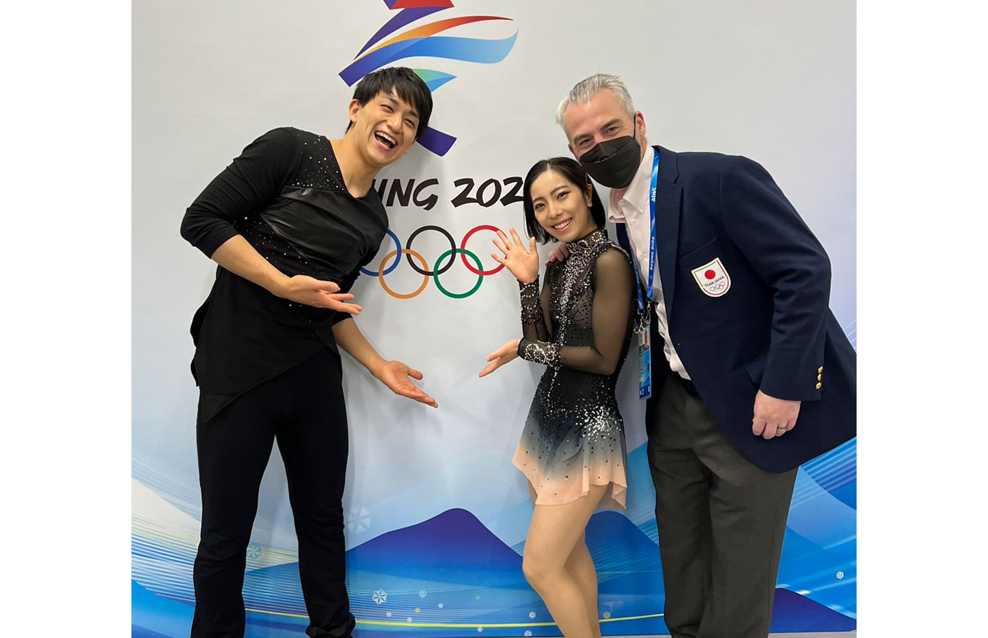 北京2022冬季五輪での一枚(左:木原龍一選手 右:ブルーノ・マルコットコーチ)