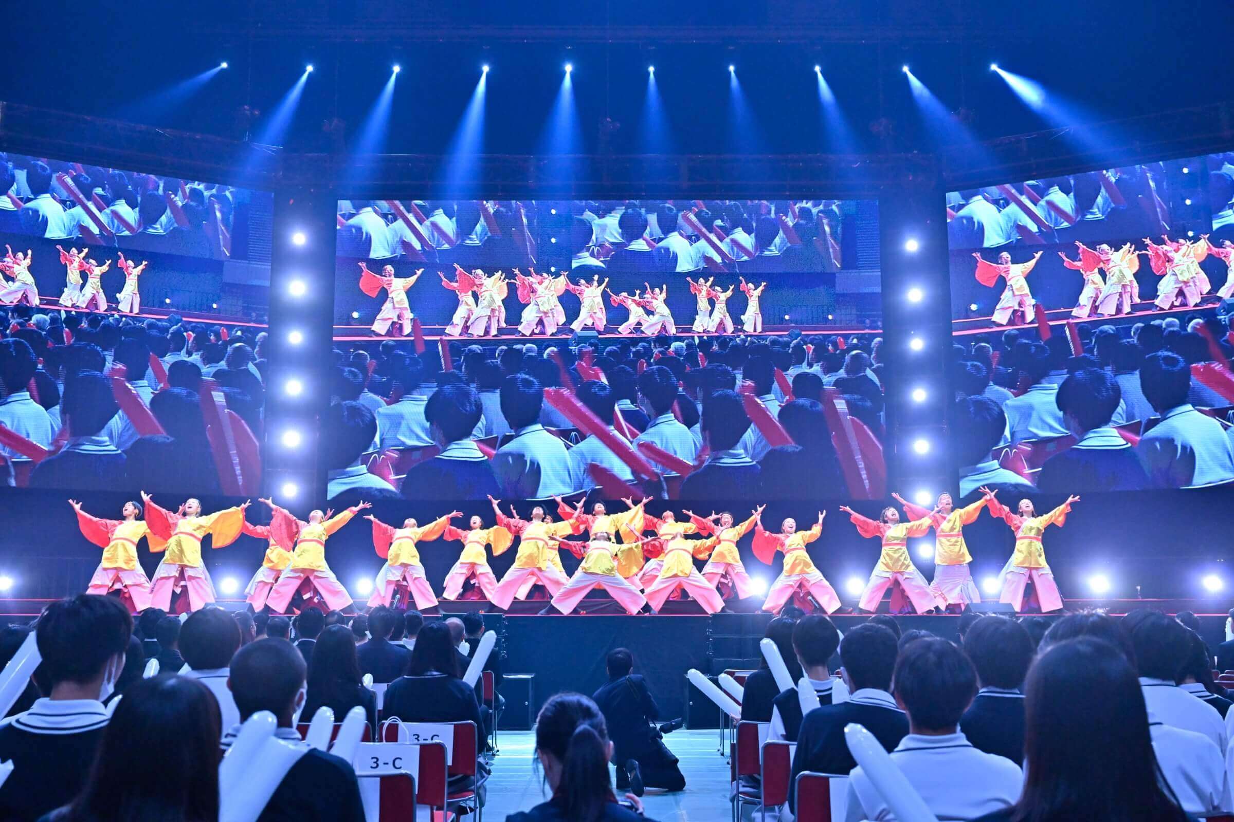 中京大学文化会晴地舞（はちまえ）によるパフォーマンス
